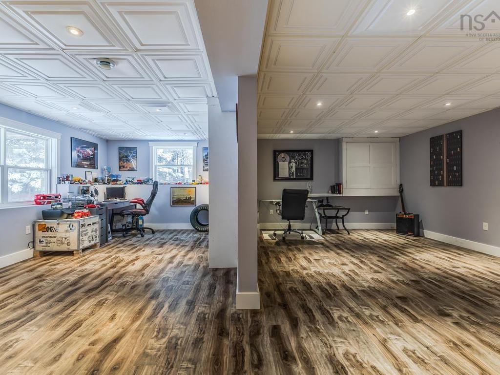 












80 Burris Drive

,
Valley,




NS
B6L 3B6

