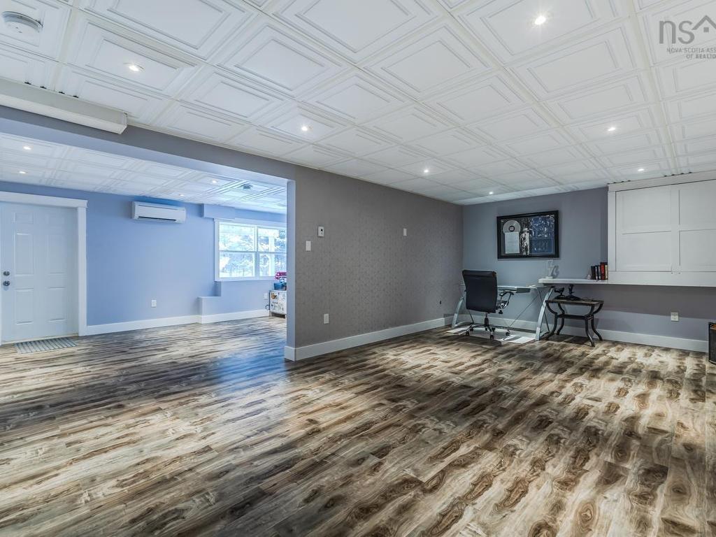 












80 Burris Drive

,
Valley,




NS
B6L 3B6

