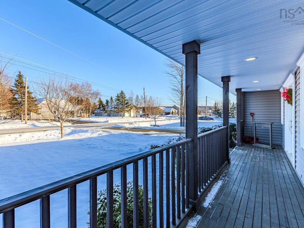 












80 Burris Drive

,
Valley,




NS
B6L 3B6

