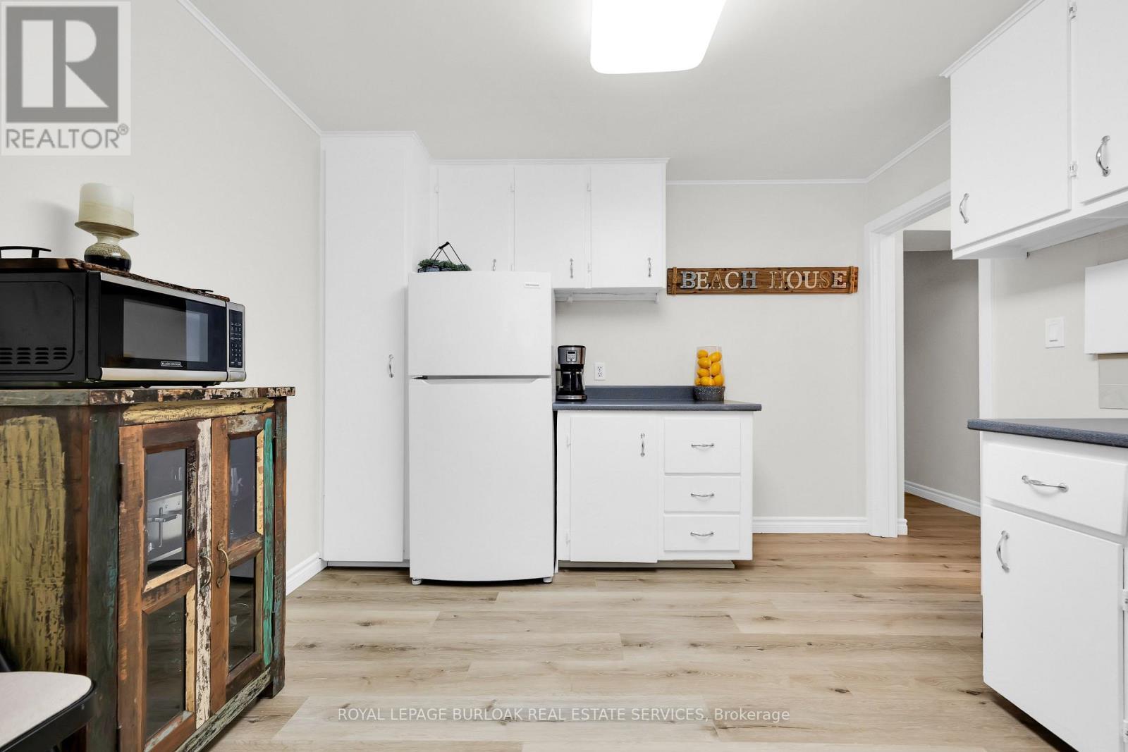 












24 - 1347 LAKESHORE ROAD

,
Burlington,




Ontario
L7S1B1

