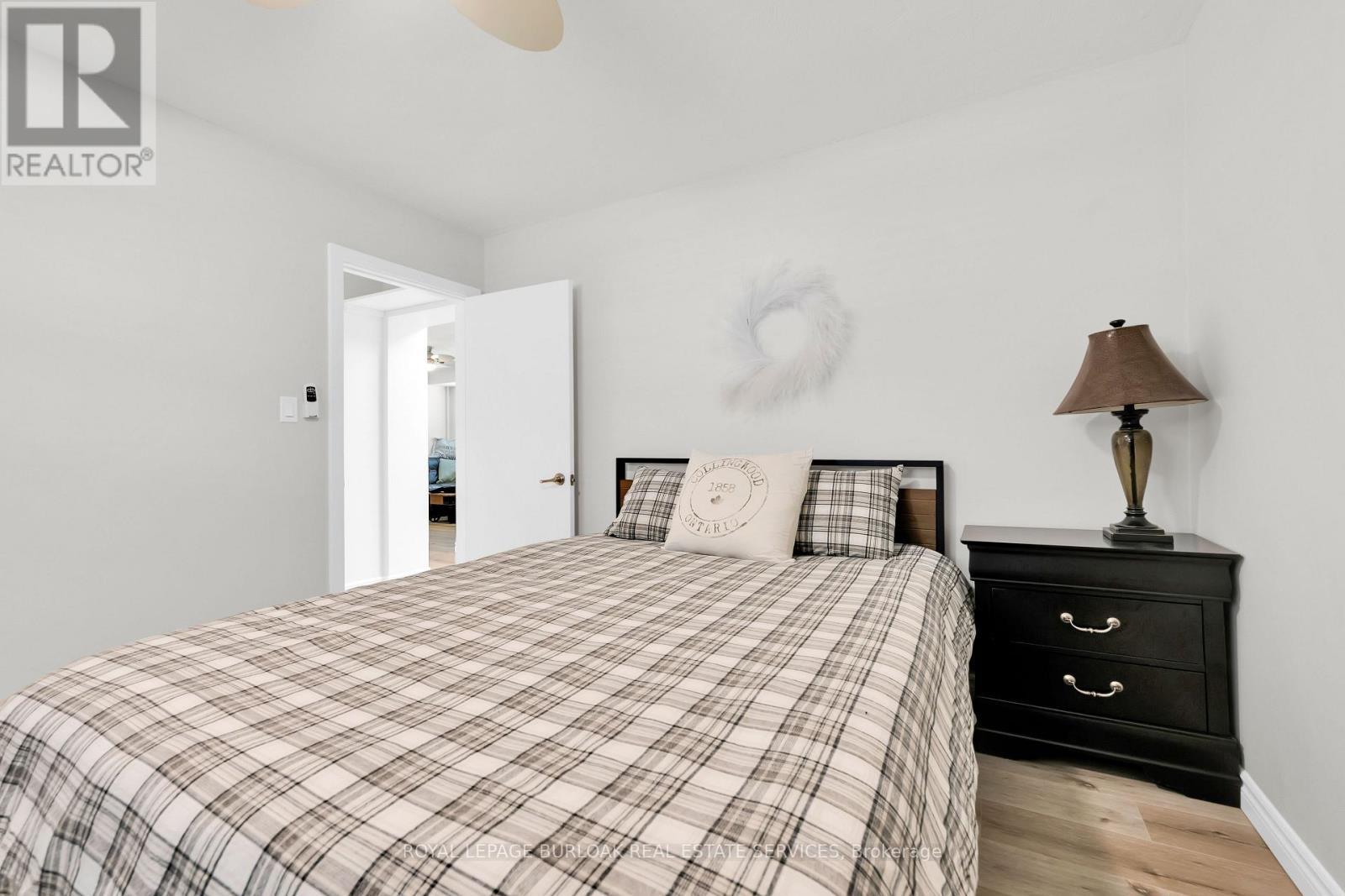 












24 - 1347 LAKESHORE ROAD

,
Burlington,




Ontario
L7S1B1

