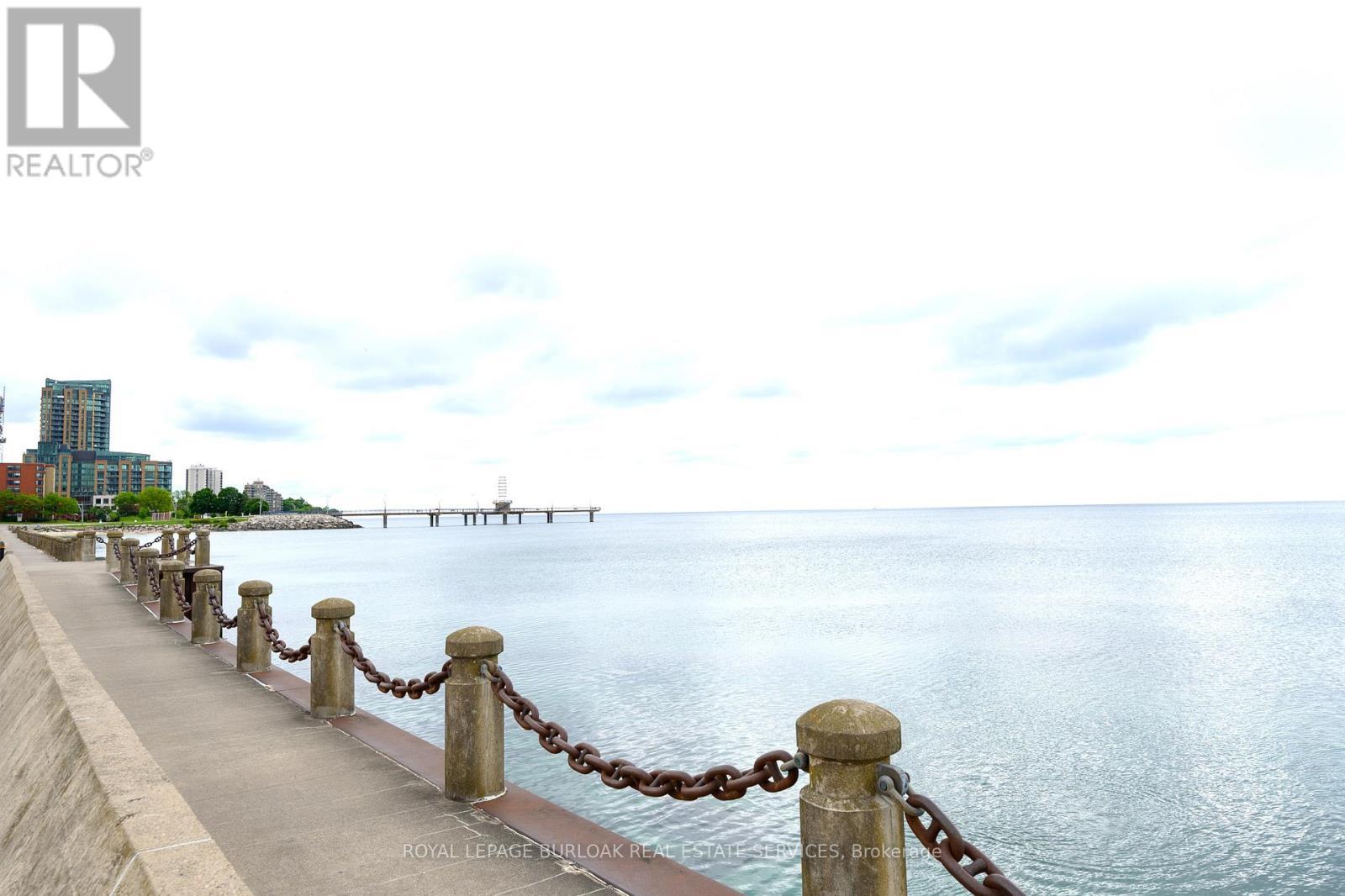 












24 - 1347 LAKESHORE ROAD

,
Burlington,




Ontario
L7S1B1

