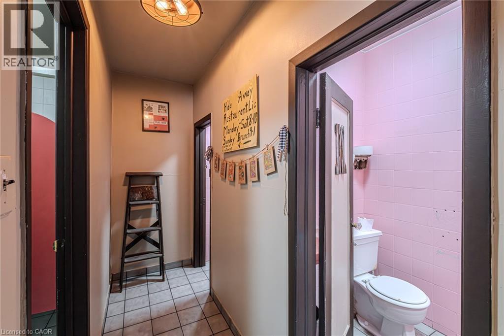 












4 ALBERT Street

,
Langton,




Ontario
N0E1G0

