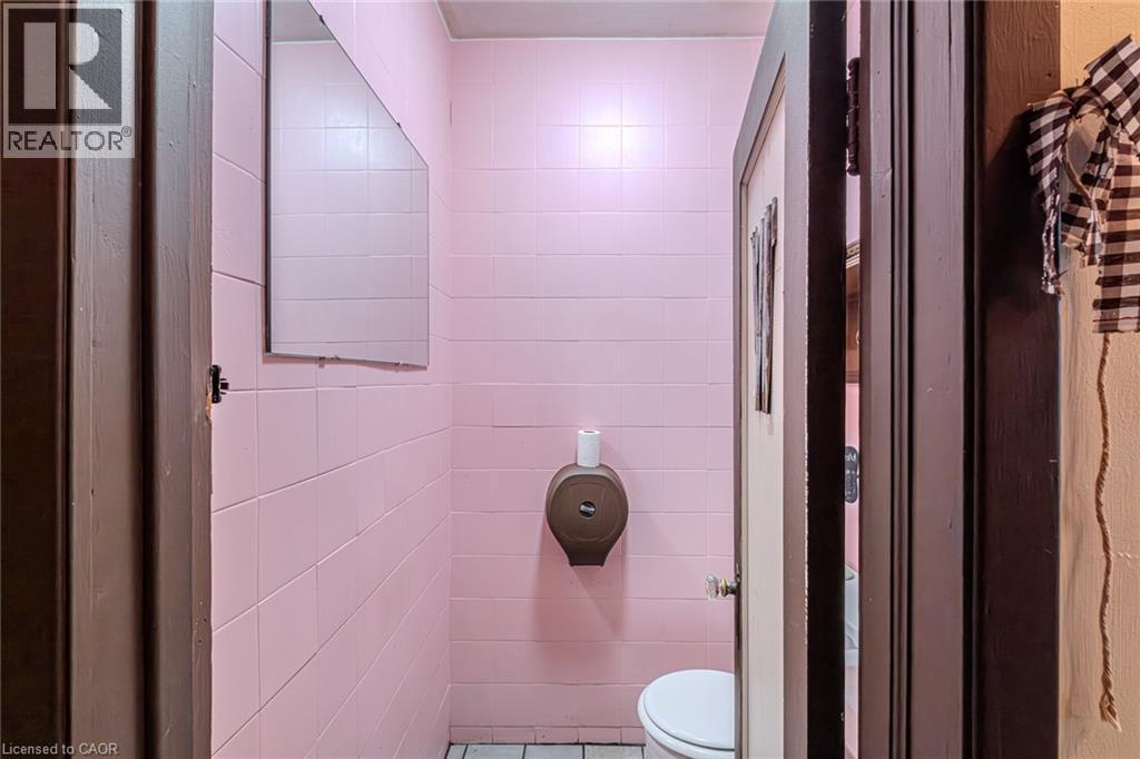 












4 ALBERT Street

,
Langton,




Ontario
N0E1G0

