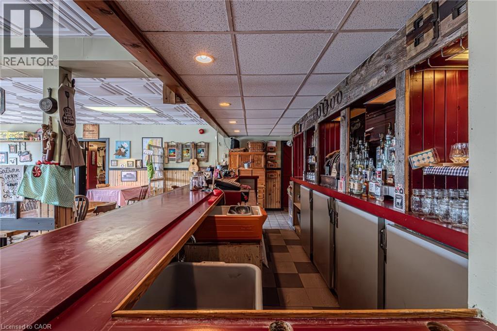 












4 ALBERT Street

,
Langton,




Ontario
N0E1G0

