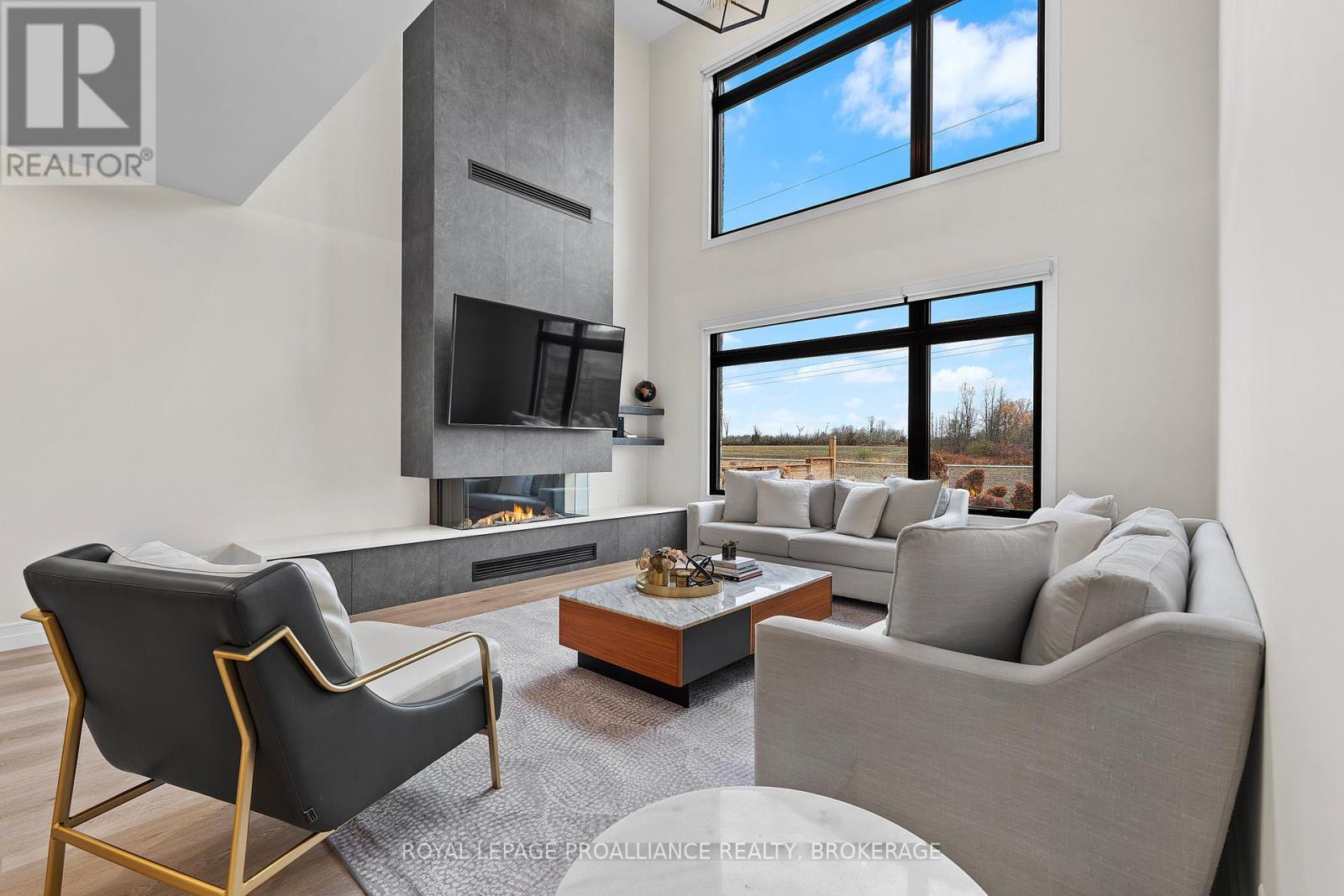 












832 WINDERMERE DRIVE

,
Kingston (City Northwest),




Ontario
K7P0N5

