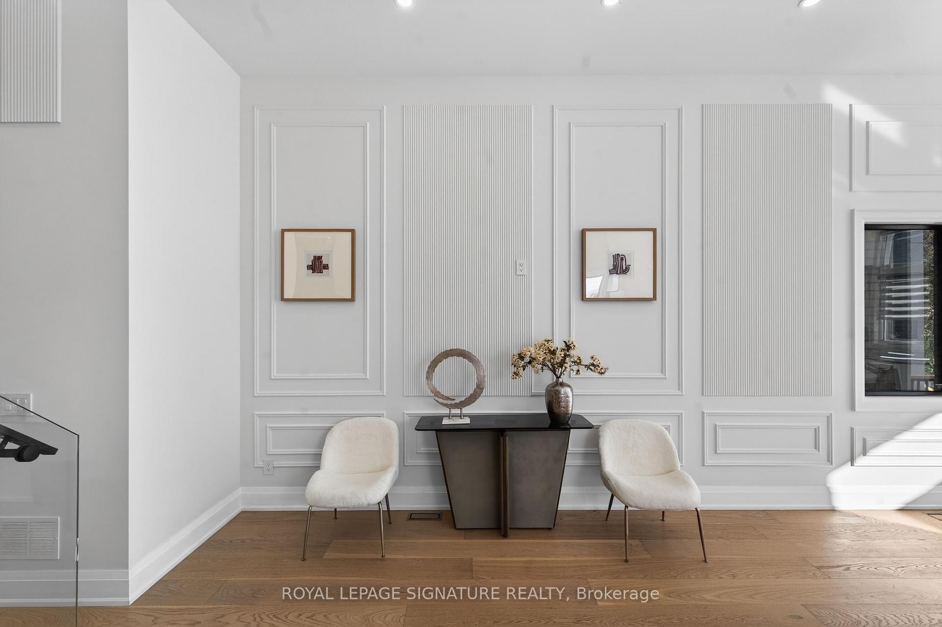 









245


Ferris

Road,
Toronto,




ON
M4B 1H2

