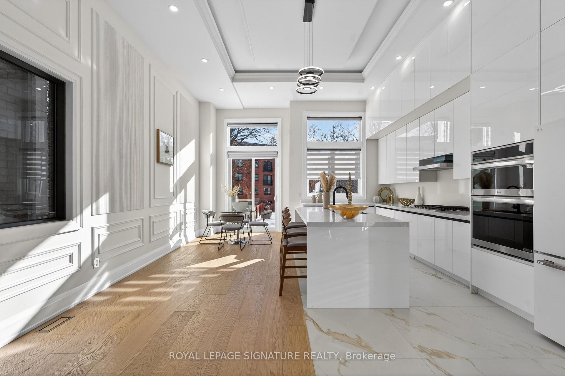 









245


Ferris

Road,
Toronto,




ON
M4B 1H2

