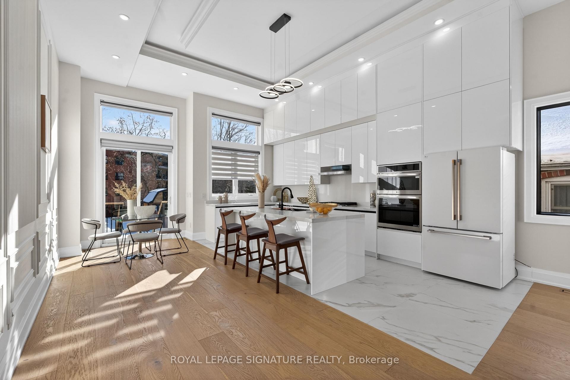 









245


Ferris

Road,
Toronto,




ON
M4B 1H2

