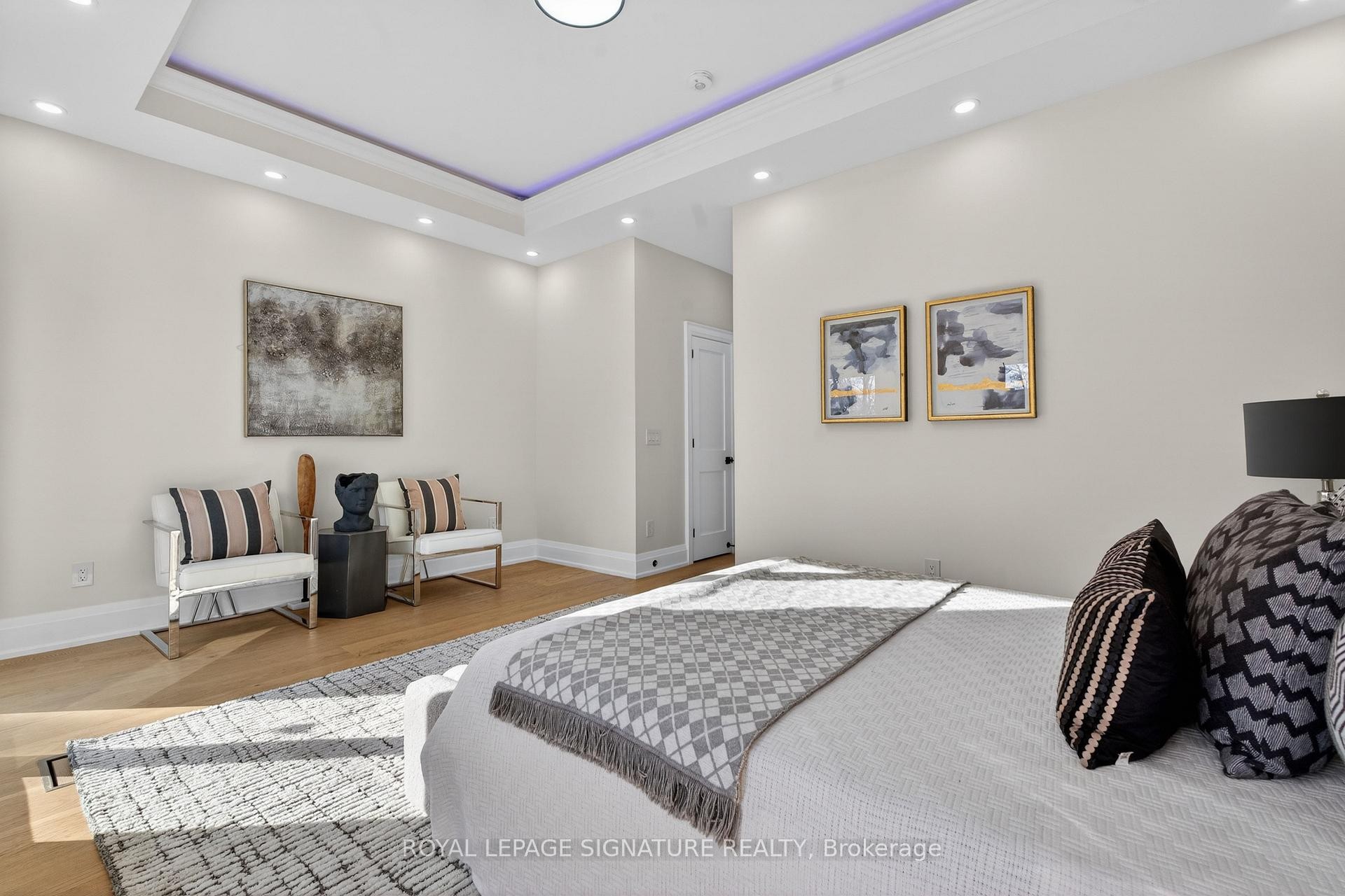 









245


Ferris

Road,
Toronto,




ON
M4B 1H2

