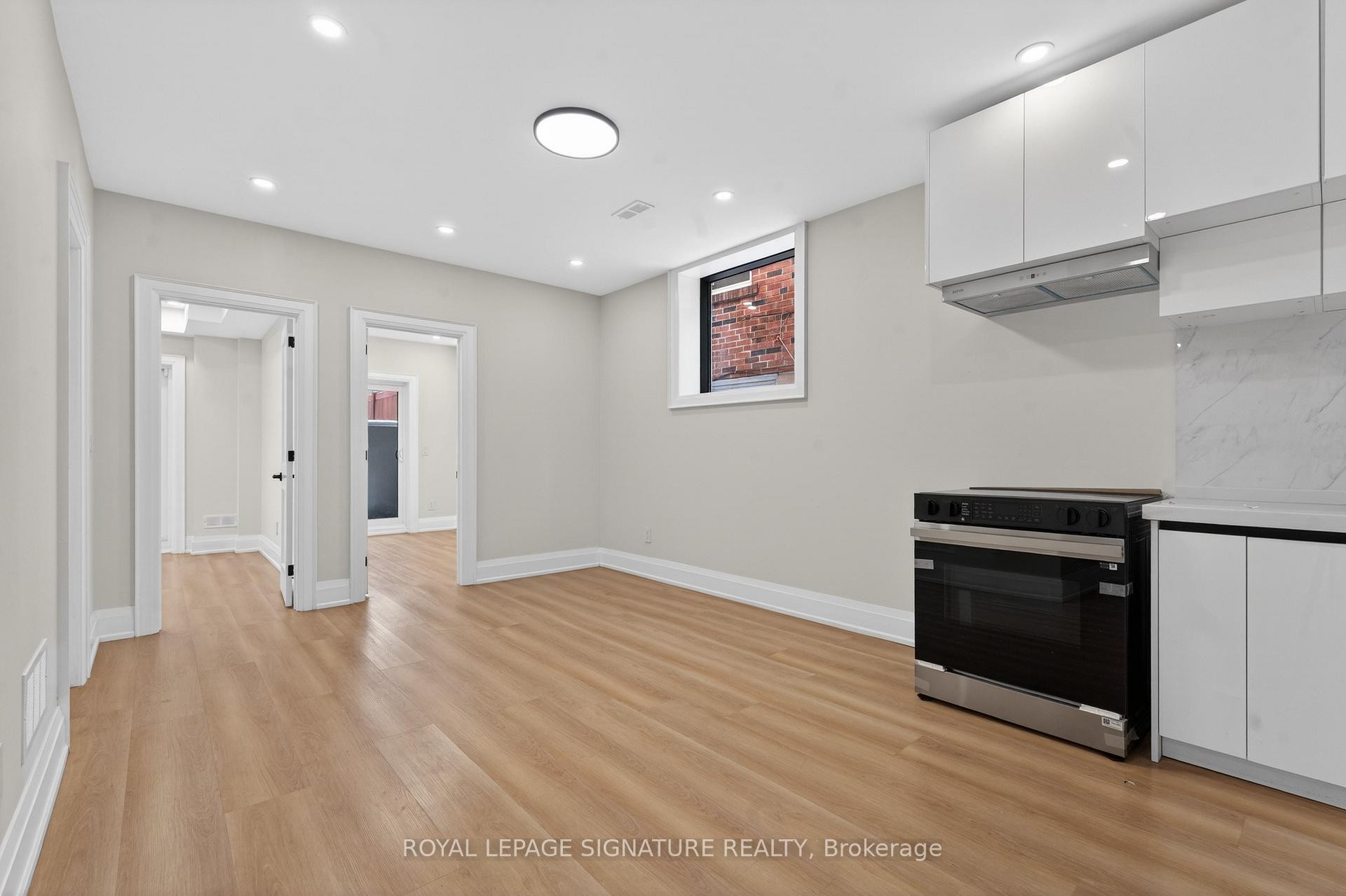 









245


Ferris

Road,
Toronto,




ON
M4B 1H2

