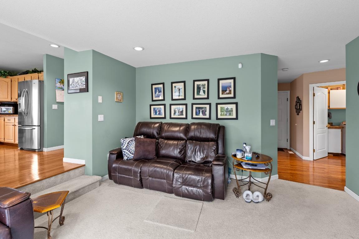 









833


Springwood

Court,
Kelowna,




BC
V1W 3L8

