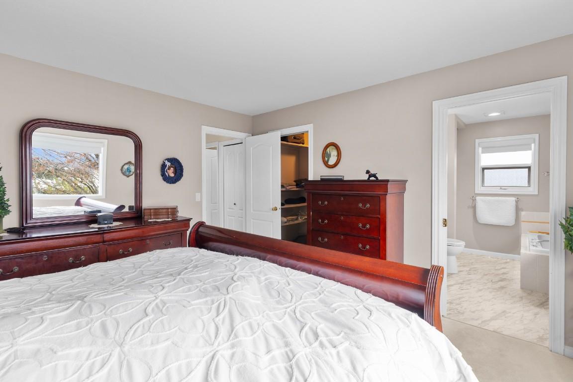 









833


Springwood

Court,
Kelowna,




BC
V1W 3L8

