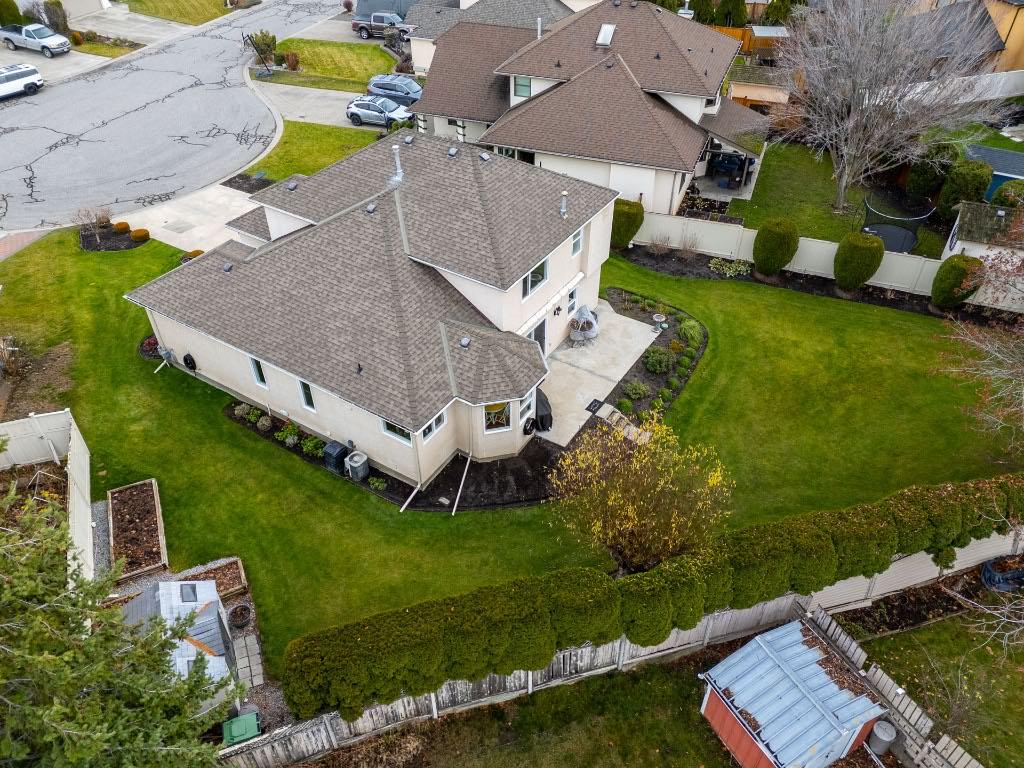 









833


Springwood

Court,
Kelowna,




BC
V1W 3L8

