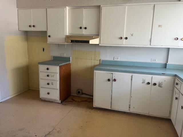 









2166


Aberdeen

Street,
Kelowna,




BC
V1Y 2T4

