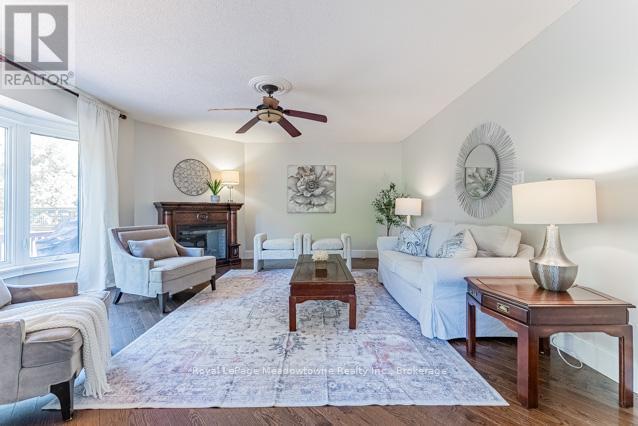 












518 GRAND RIDGE DRIVE

,
Cambridge,




Ontario
N1S4Y9

