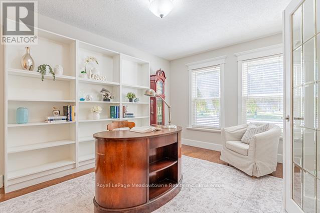 












518 GRAND RIDGE DRIVE

,
Cambridge,




Ontario
N1S4Y9

