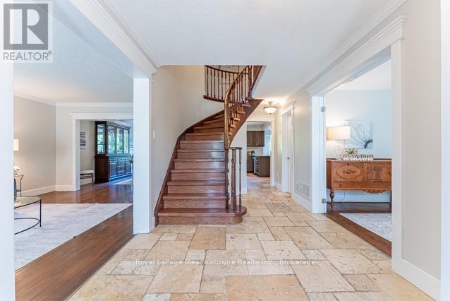 












518 GRAND RIDGE DRIVE

,
Cambridge,




Ontario
N1S4Y9

