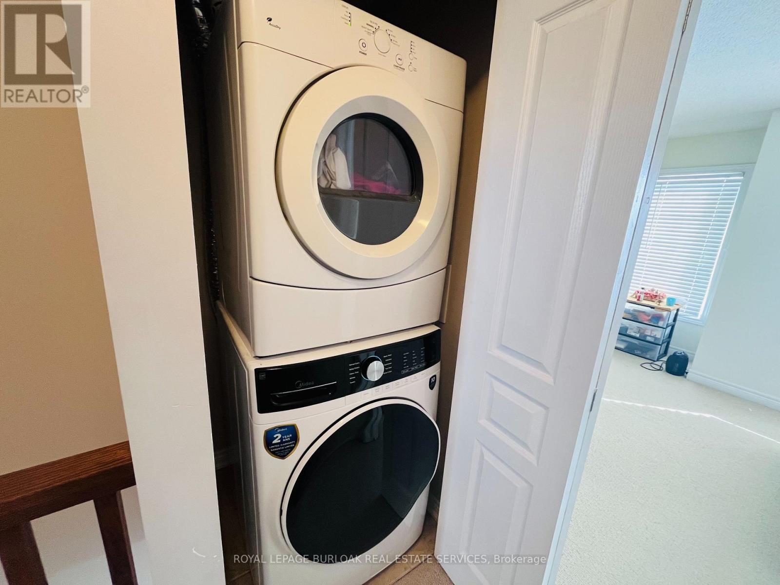 












5053 BIDWELL COMMON

,
Burlington,




Ontario
L7L0A4

