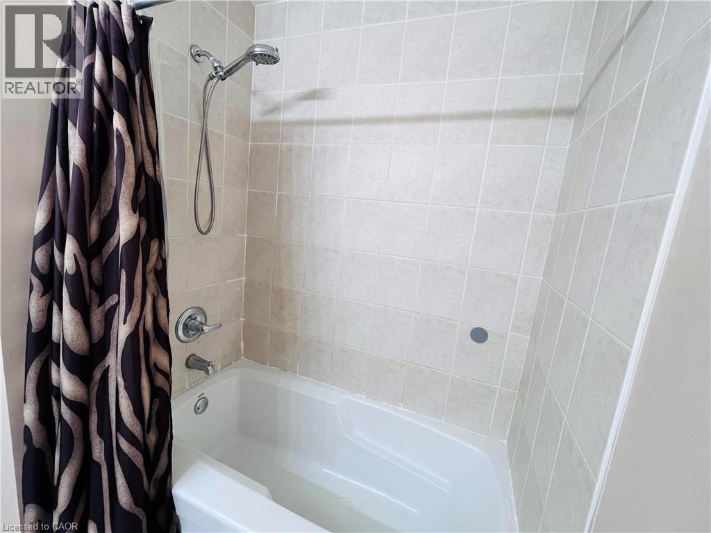 












5053 BIDWELL Common

,
Burlington,




Ontario
L7L0A4

