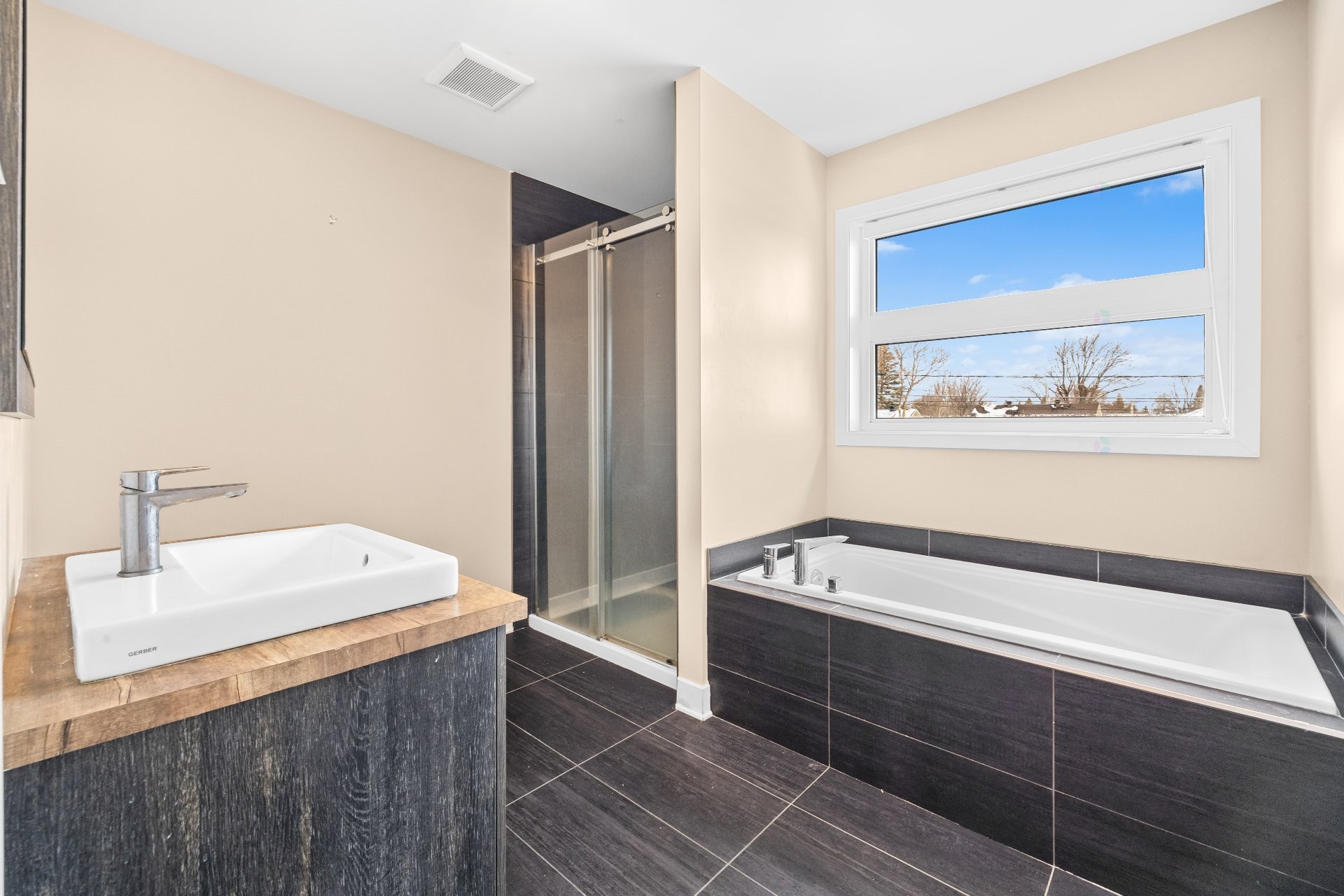 









30


Rue Legault

,
Mercier,




QC
J6R1R8

