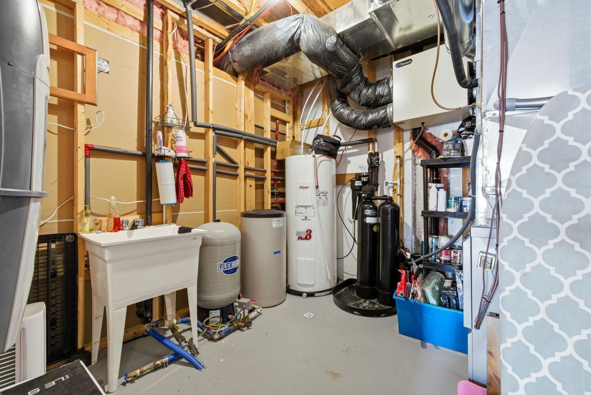 









180


Ch. des Libellules

,
Mayo,




QC
J8L0A6

