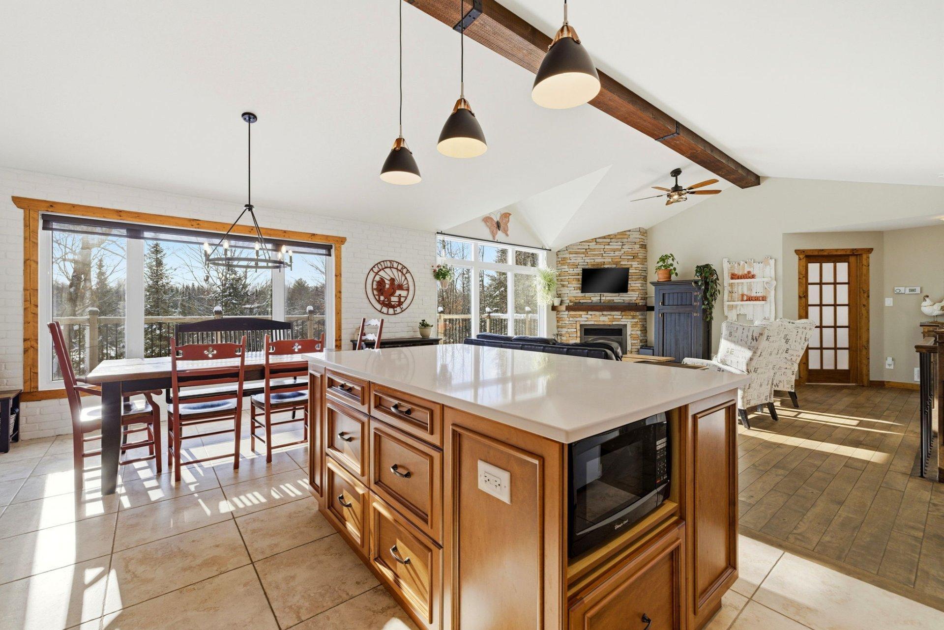 









180


Ch. des Libellules

,
Mayo,




QC
J8L0A6

