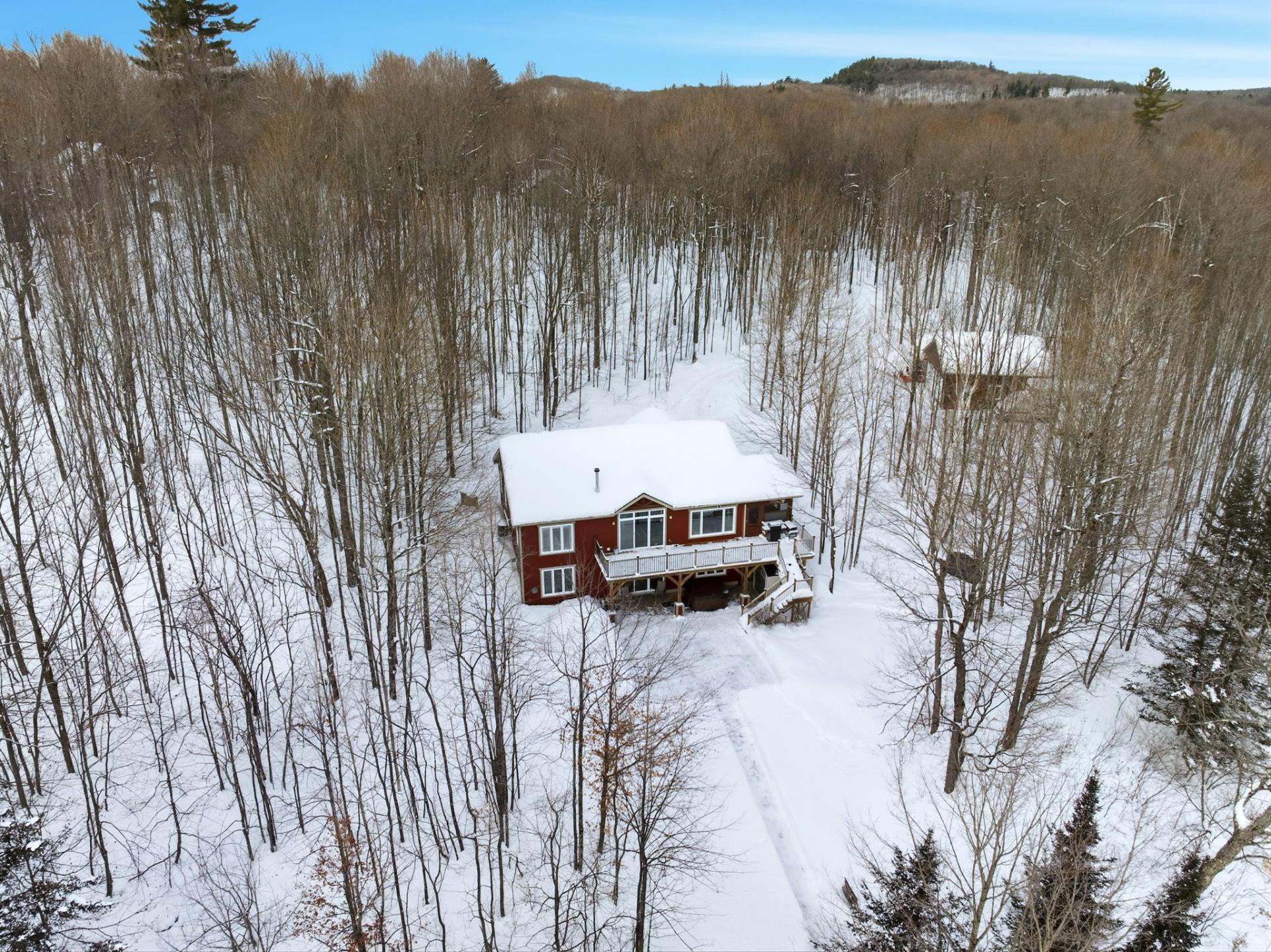 









180


Ch. des Libellules

,
Mayo,




QC
J8L0A6

