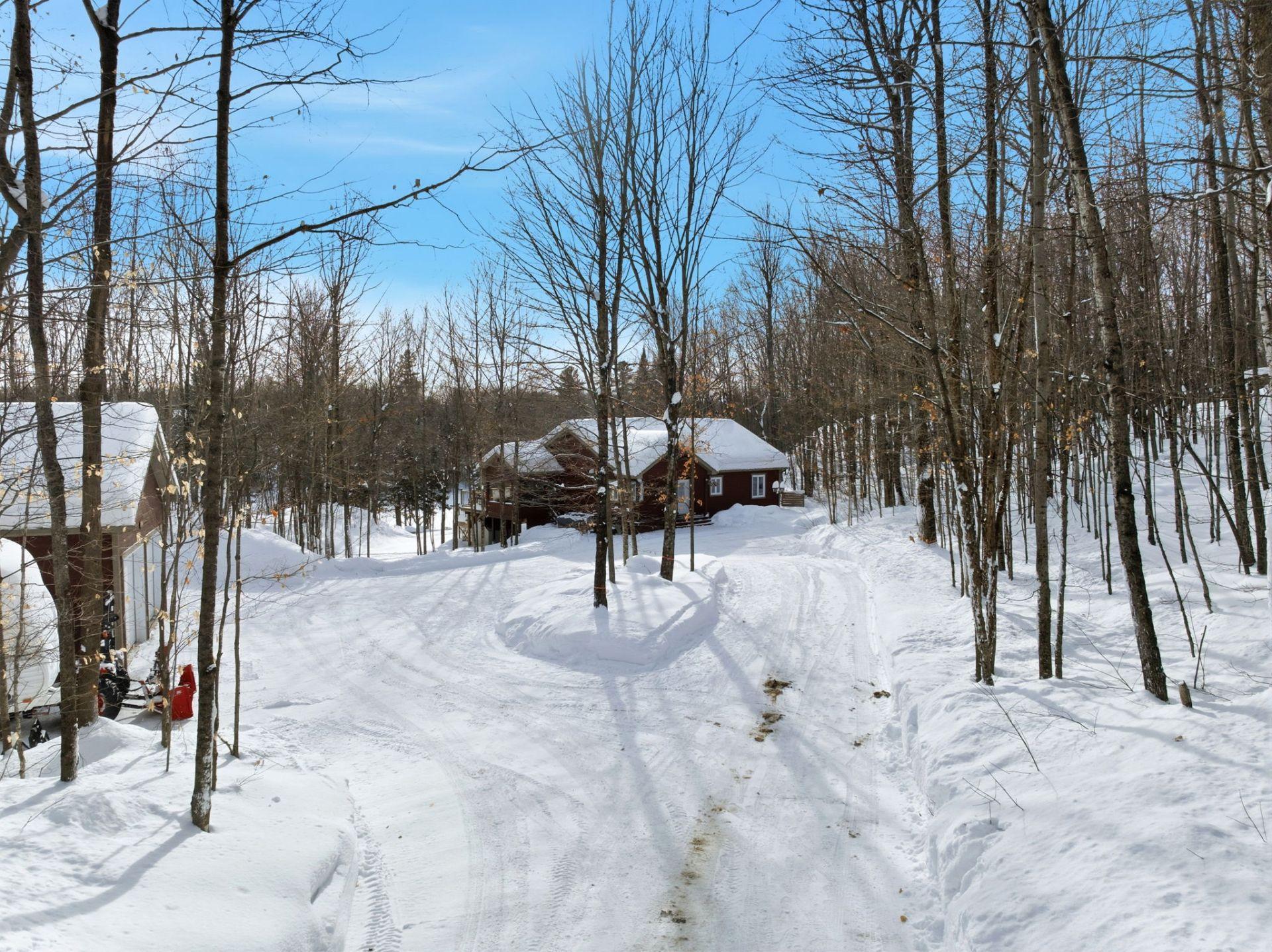 









180


Ch. des Libellules

,
Mayo,




QC
J8L0A6

