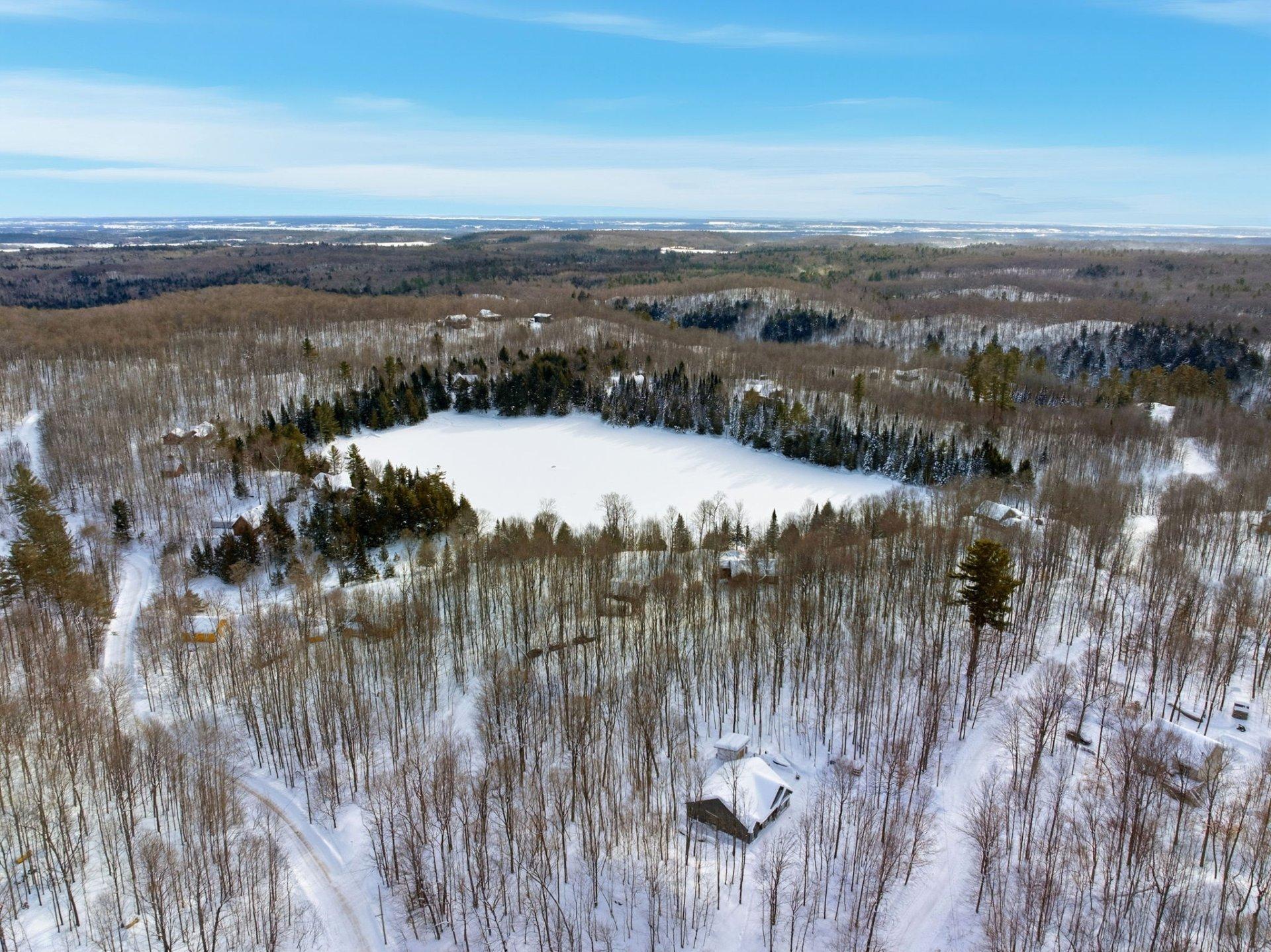 









180


Ch. des Libellules

,
Mayo,




QC
J8L0A6

