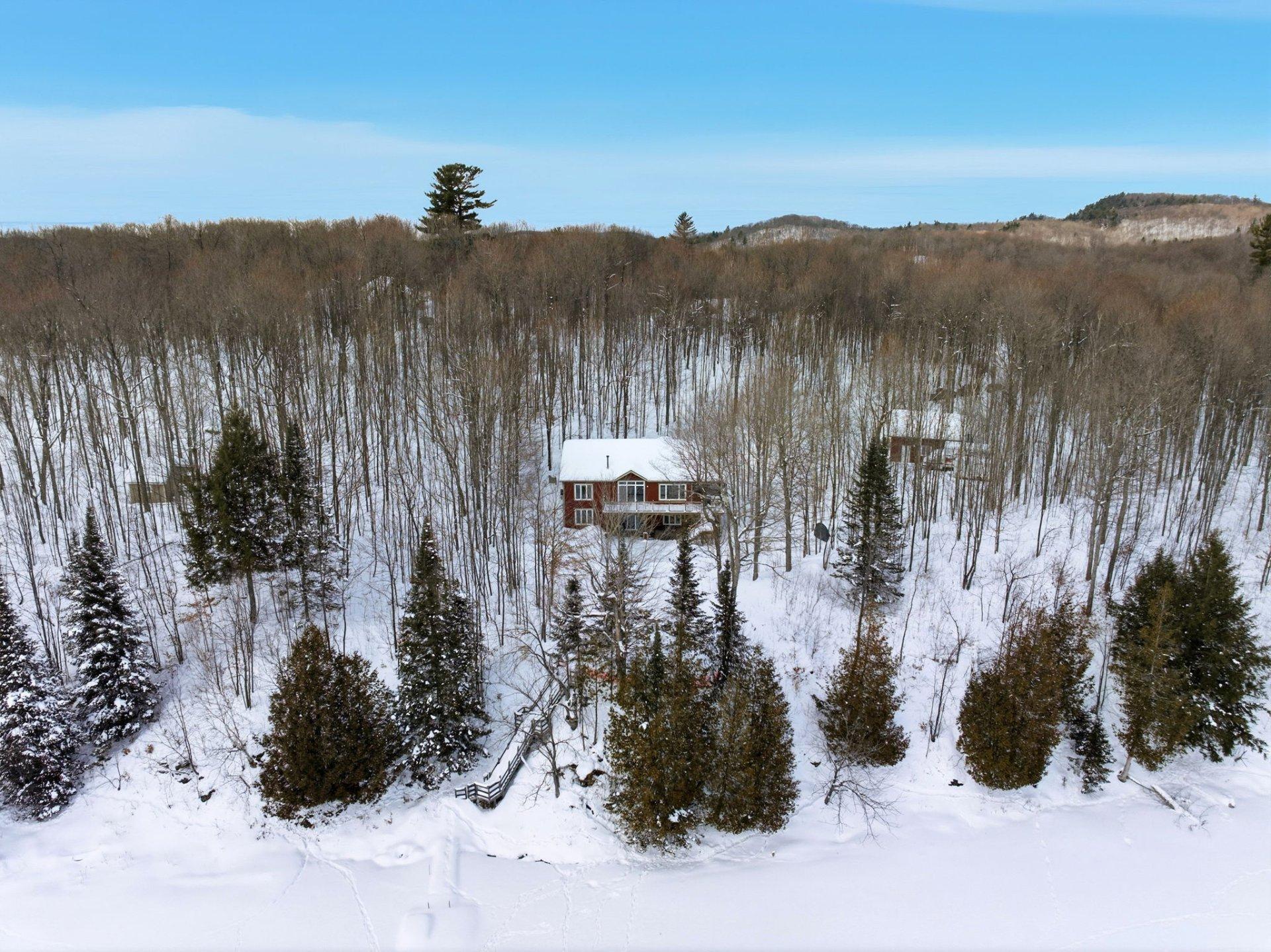 









180


Ch. des Libellules

,
Mayo,




QC
J8L0A6

