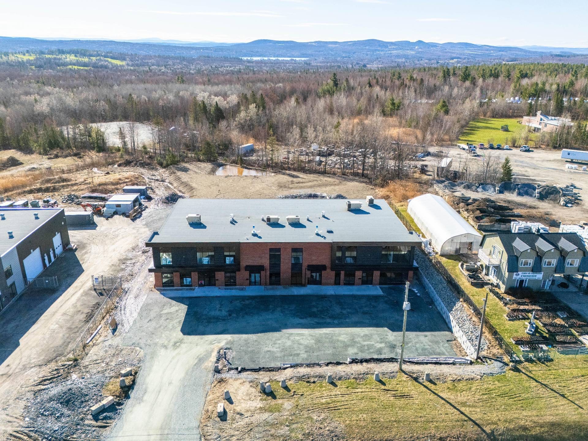 









9950


Boul. Bourque

, 103,
Sherbrooke (Brompton/Rock Forest/Saint-Élie/Deauville),




QC
J1N0G2

