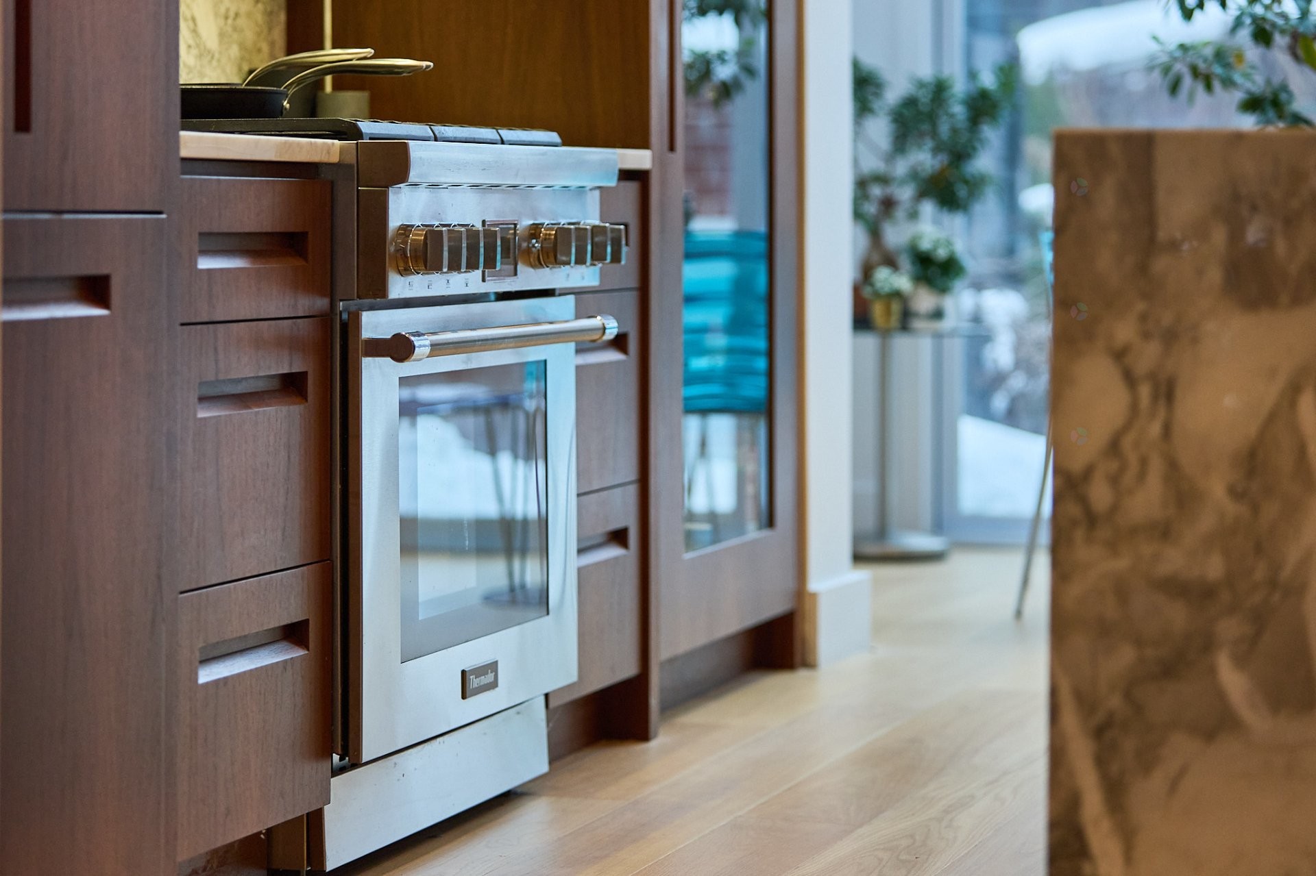 









737

 - 739


Rue de Versailles

,
Montréal (Ville-Marie),




QC
H3C1Z5

