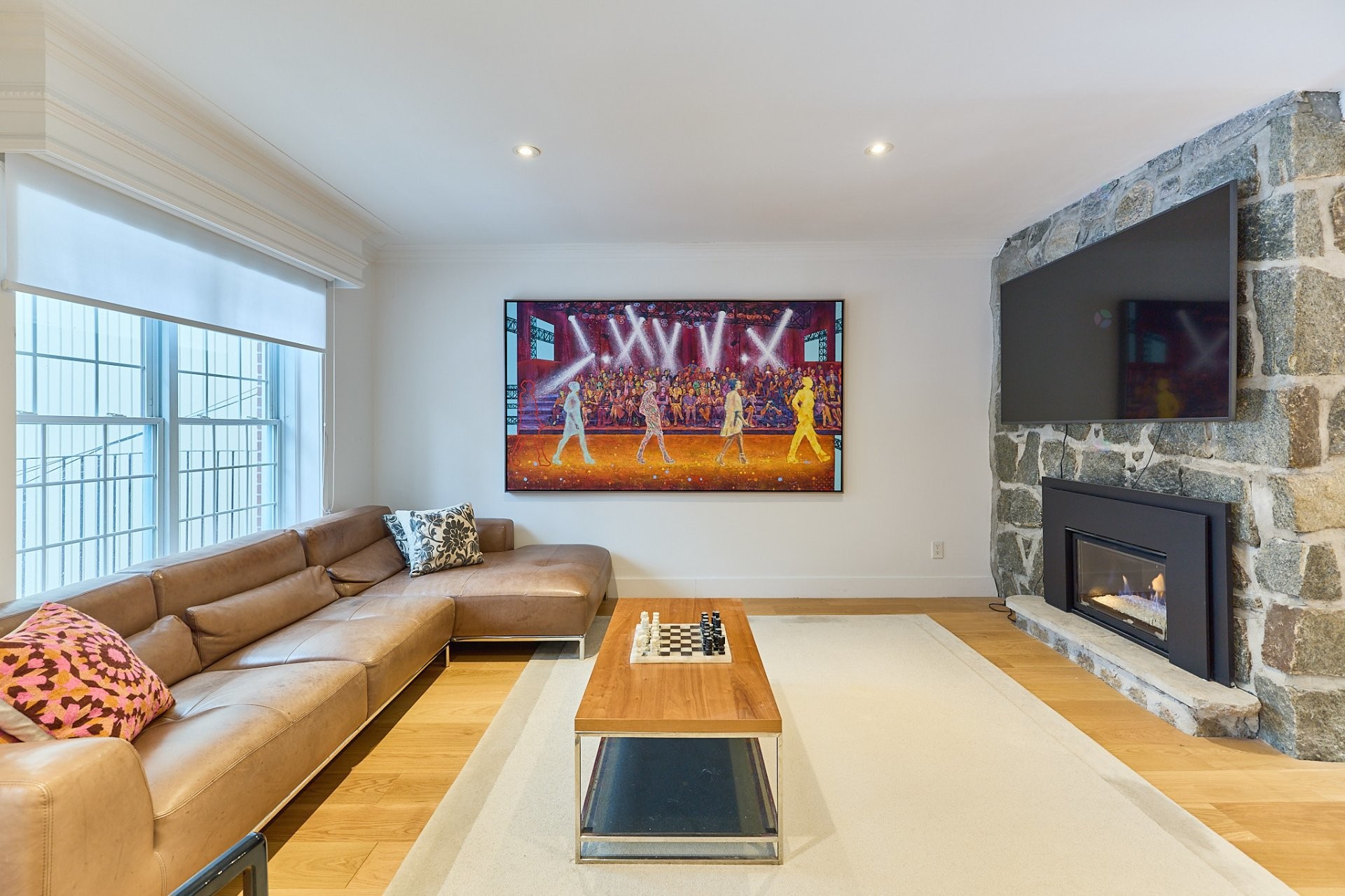 









737

 - 739


Rue de Versailles

,
Montréal (Ville-Marie),




QC
H3C1Z5

