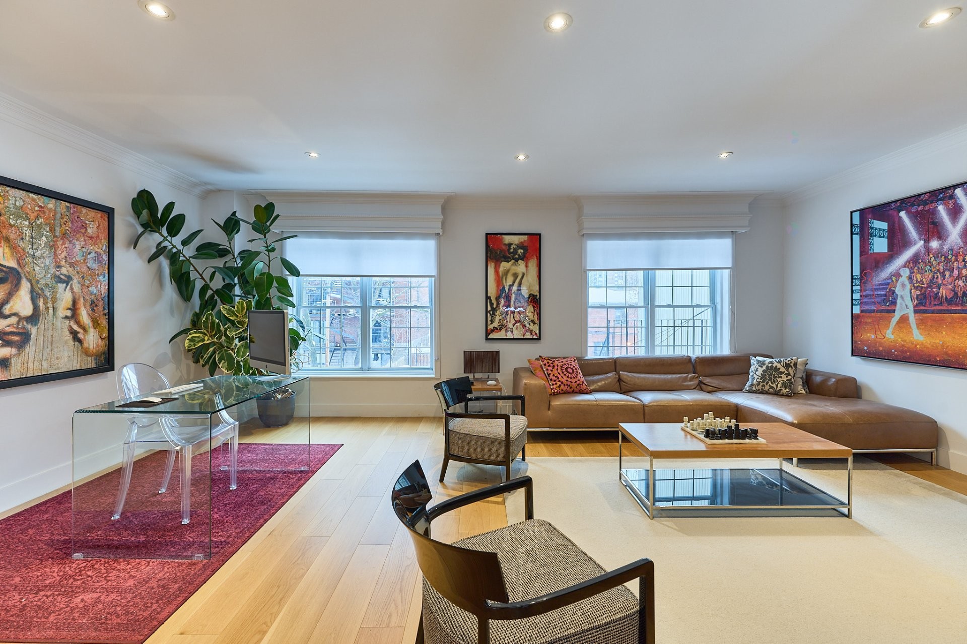 









737

 - 739


Rue de Versailles

,
Montréal (Ville-Marie),




QC
H3C1Z5

