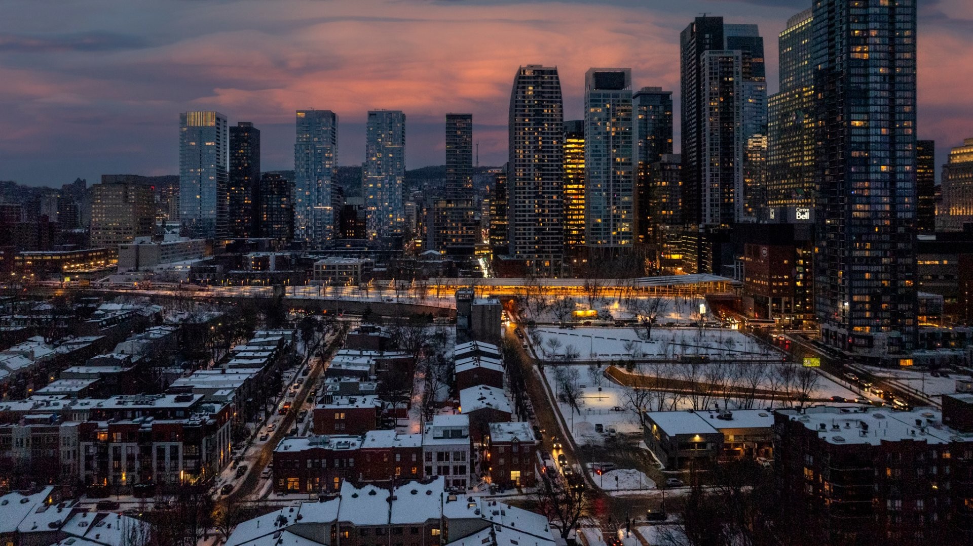 









737

 - 739


Rue de Versailles

,
Montréal (Ville-Marie),




QC
H3C1Z5

