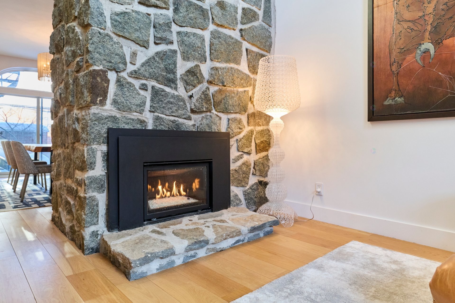 









737

 - 739


Rue de Versailles

,
Montréal (Ville-Marie),




QC
H3C1Z5

