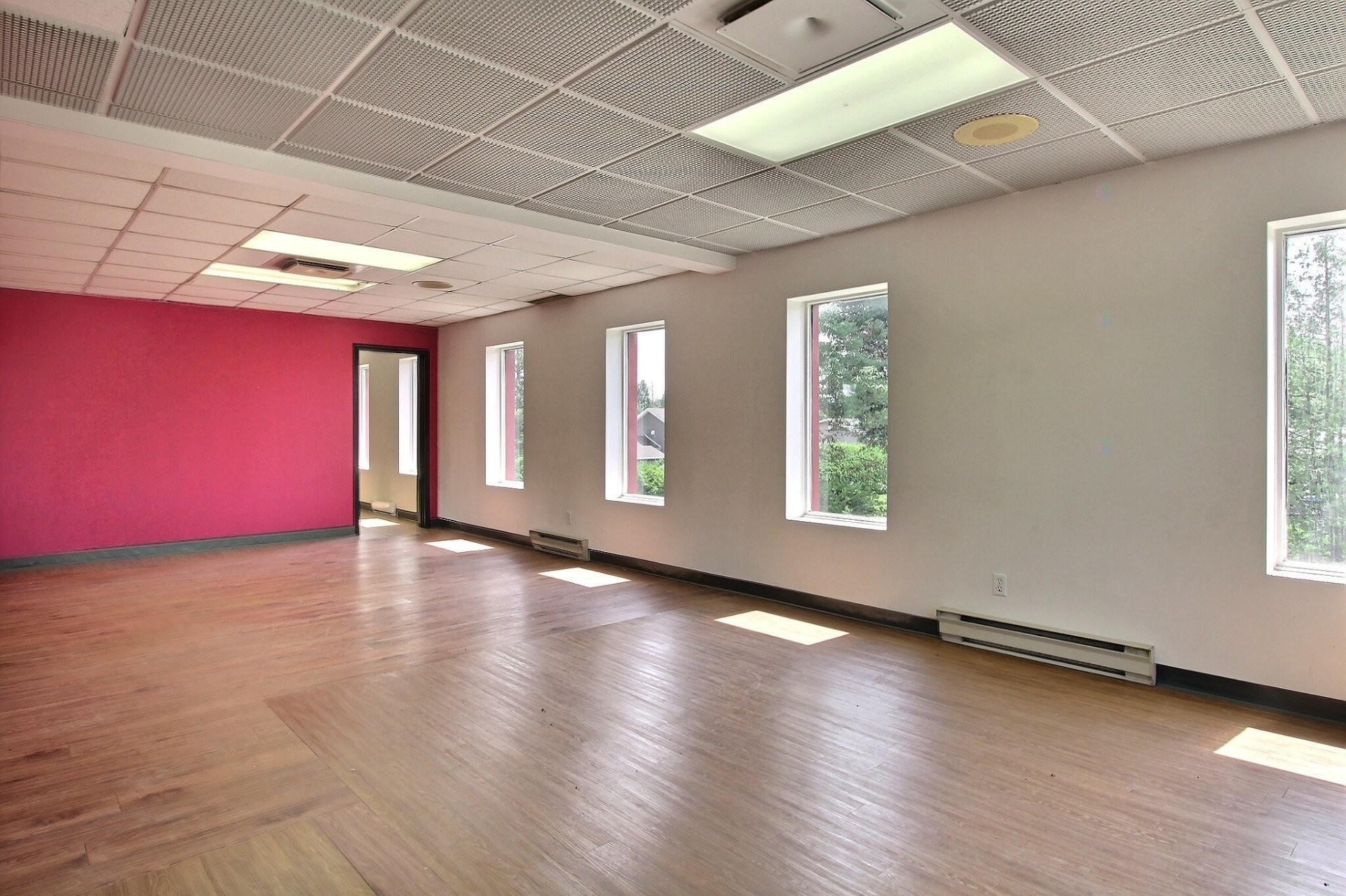 









2694

 - 2720


Rue Sherbrooke

,
Magog,




QC
J1X4G1

