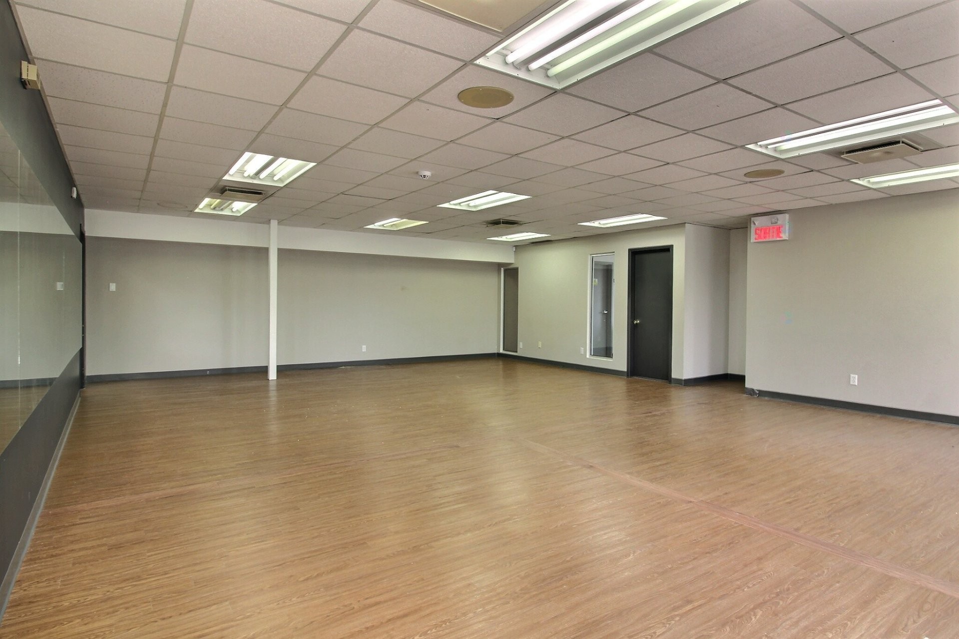 









2694

 - 2720


Rue Sherbrooke

,
Magog,




QC
J1X4G1

