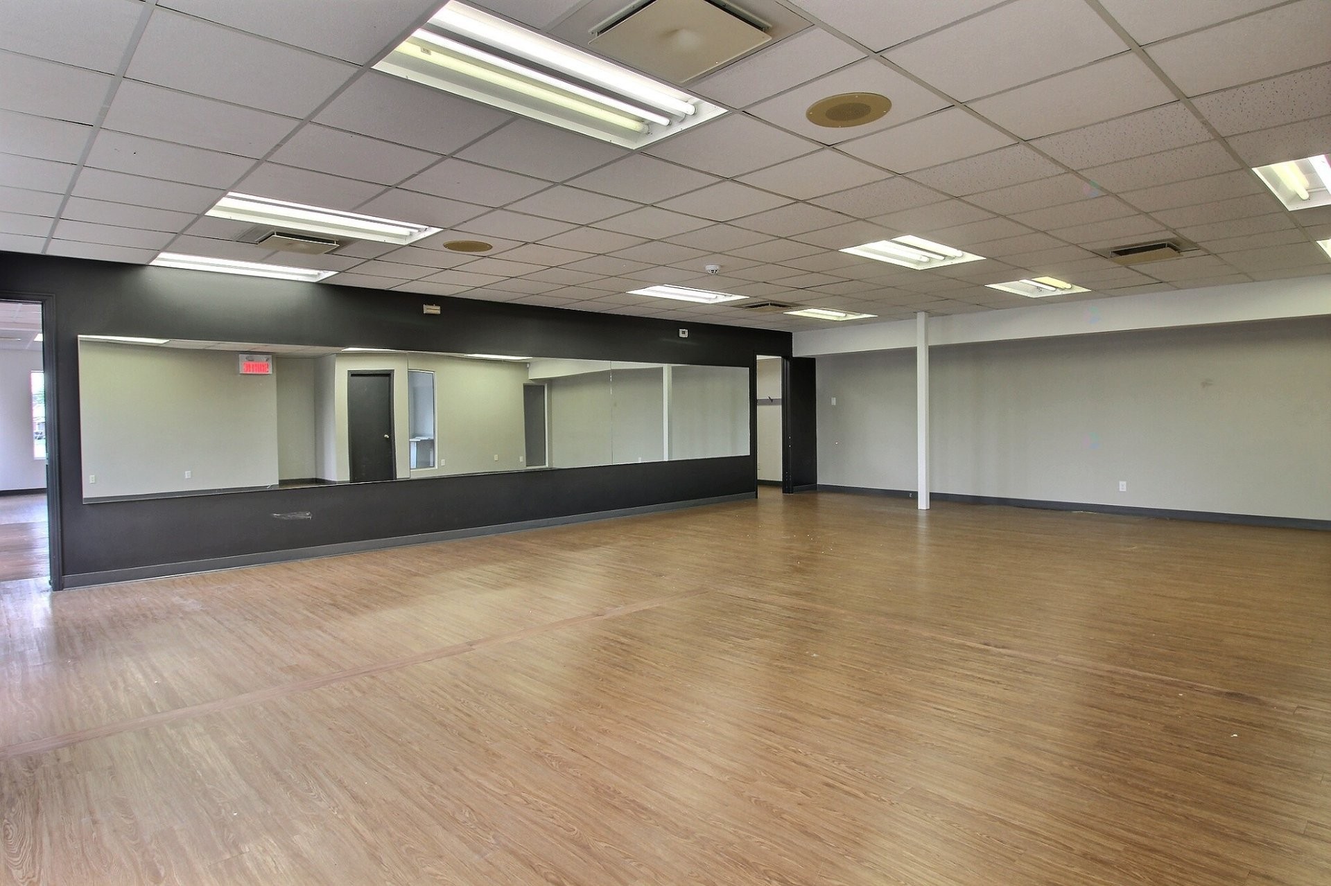 









2694

 - 2720


Rue Sherbrooke

,
Magog,




QC
J1X4G1

