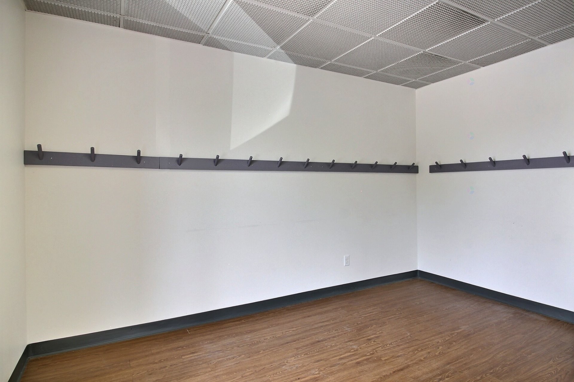 









2694

 - 2720


Rue Sherbrooke

,
Magog,




QC
J1X4G1

