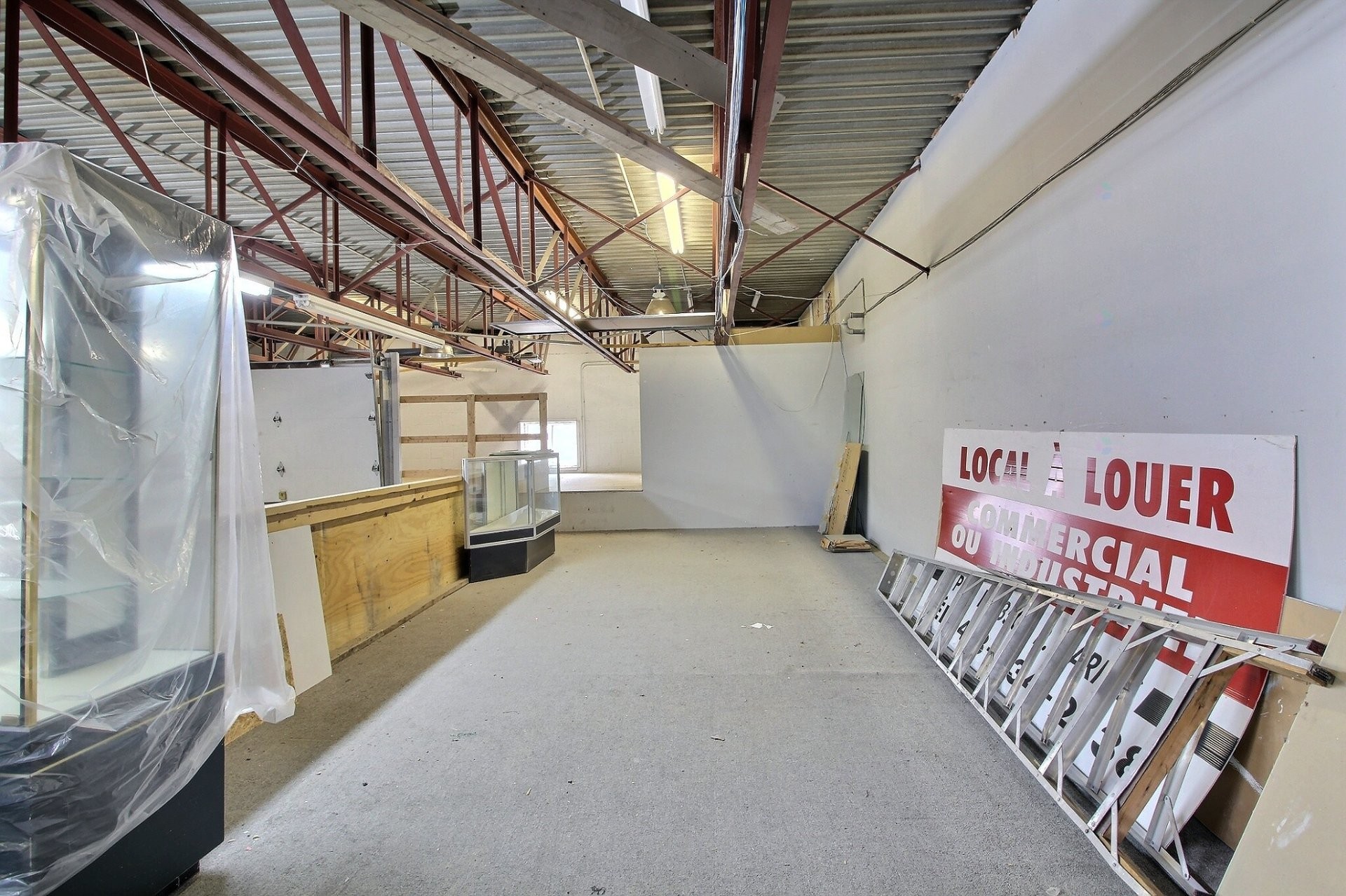 









2694

 - 2720


Rue Sherbrooke

,
Magog,




QC
J1X4G1

