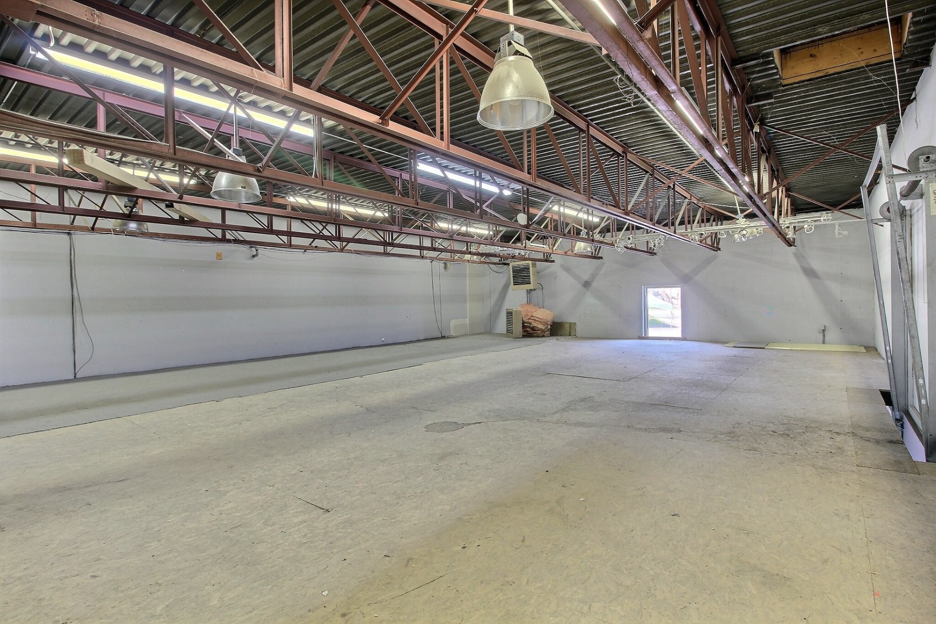 









2694

 - 2720


Rue Sherbrooke

,
Magog,




QC
J1X4G1

