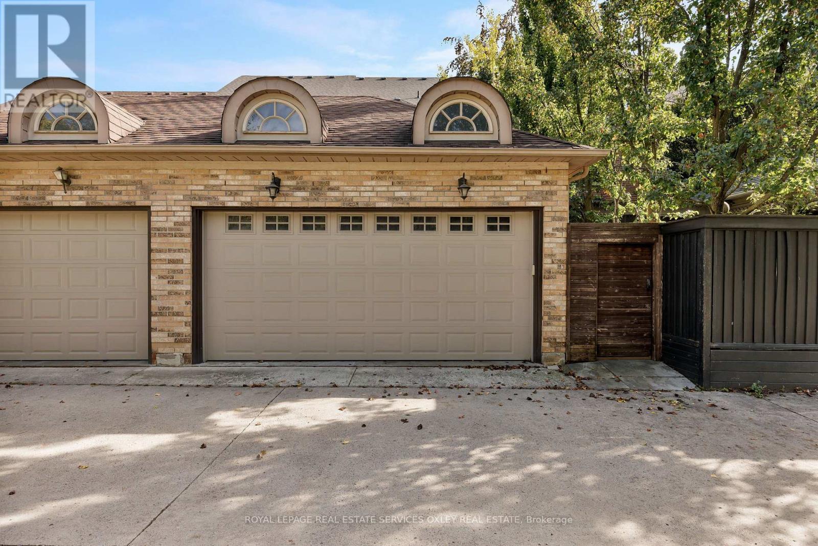 












46 MATHERSFIELD DRIVE

,
Toronto,




Ontario
M4W3W5

