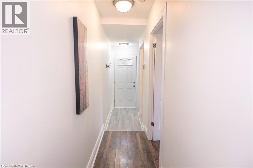 












11 PERRY Street

,
St. Catharines,




Ontario
L2R1K7

