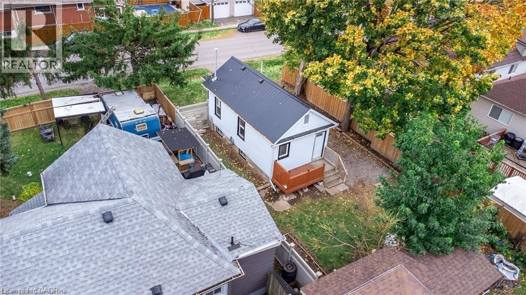 












11 PERRY Street

,
St. Catharines,




Ontario
L2R1K7

