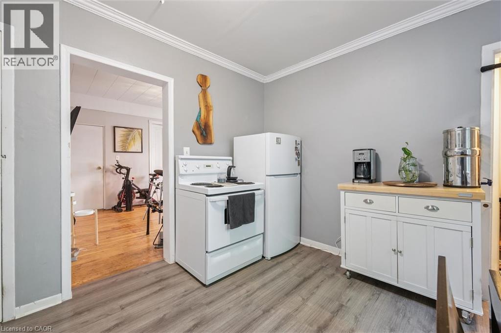 












148 SUFFOLK Street W

,
Guelph,




Ontario
N1H2J5

