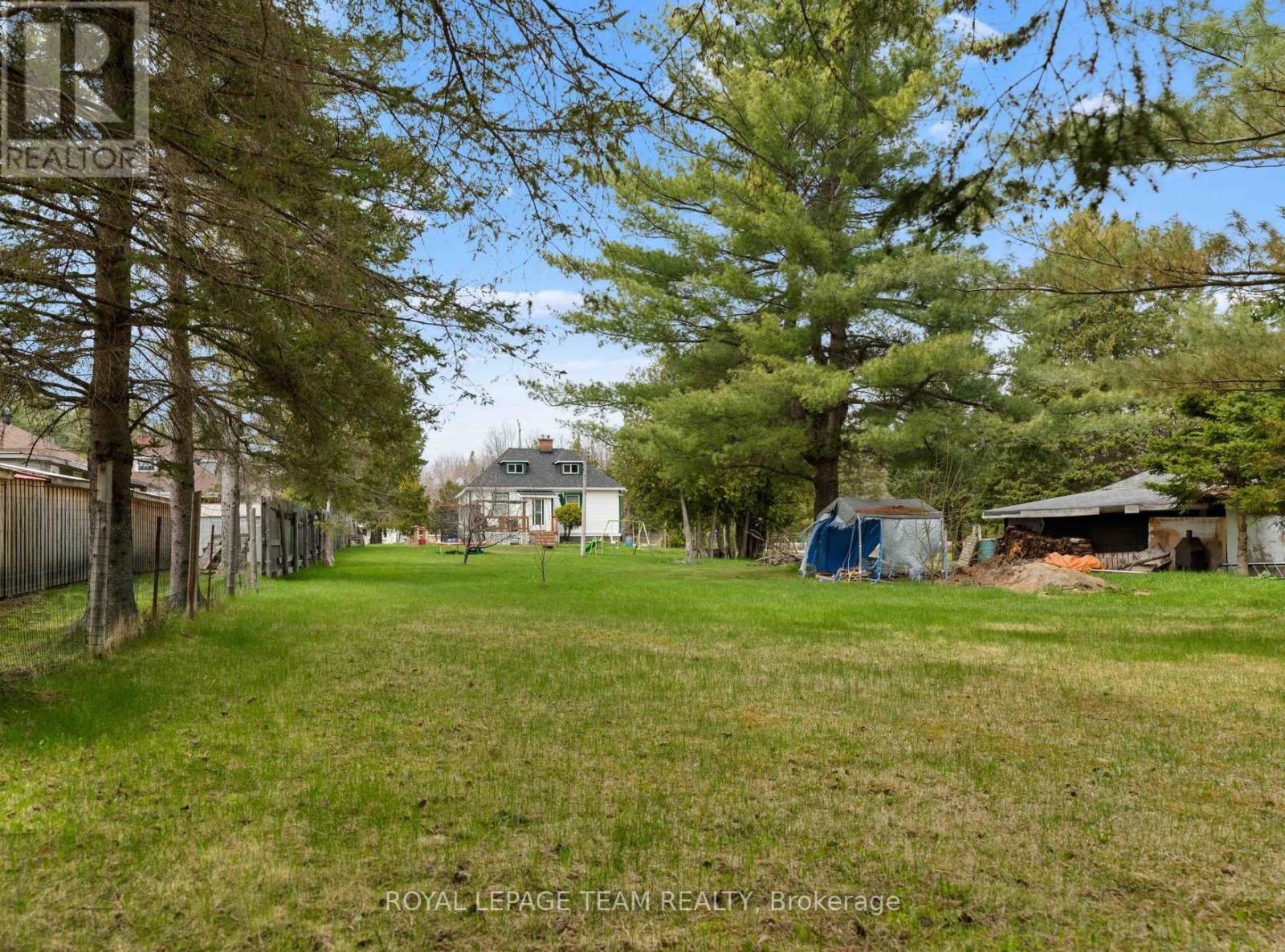 












14633 HIGHWAY 60 HIGHWAY

,
Killaloe, Hagarty and Richards,




Ontario
K0J2A0

