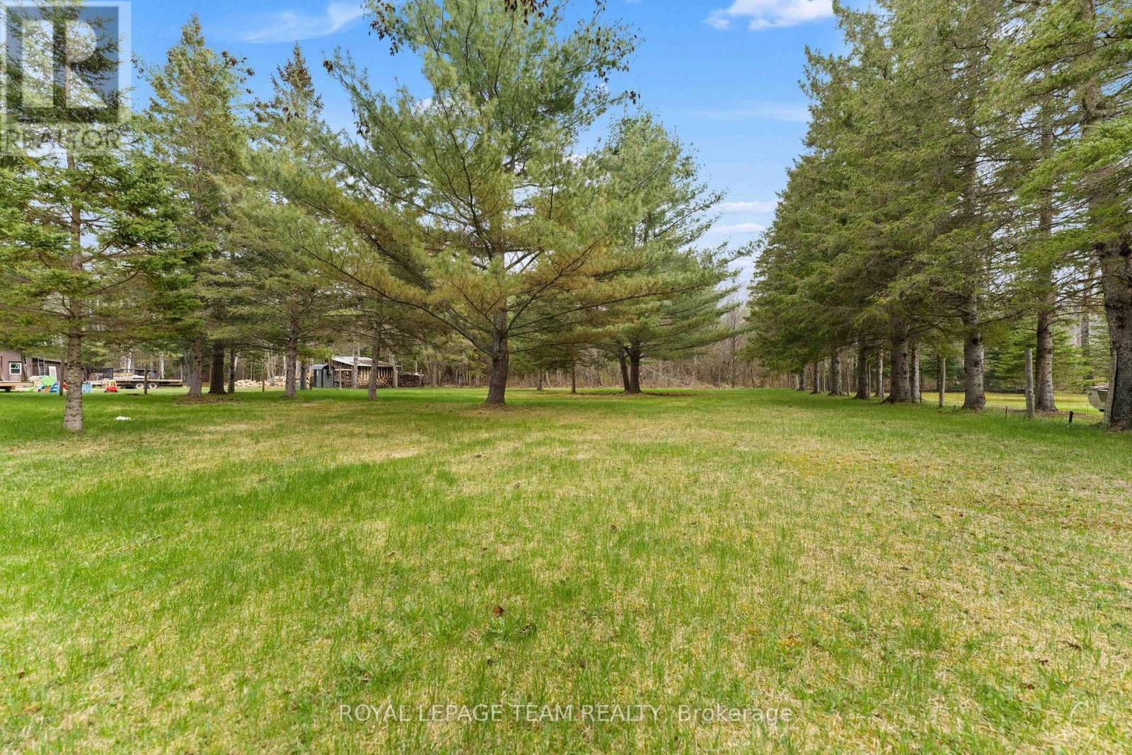 












14633 HIGHWAY 60 HIGHWAY

,
Killaloe, Hagarty and Richards,




Ontario
K0J2A0

