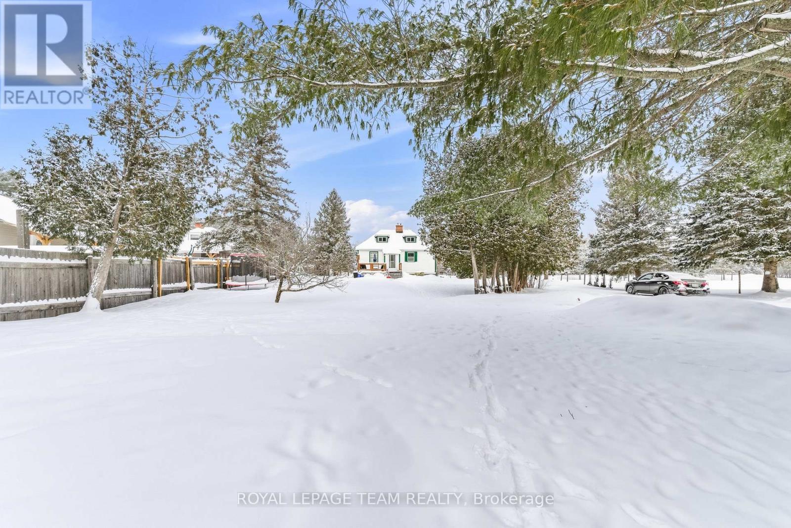 












14633 HIGHWAY 60 HIGHWAY

,
Killaloe, Hagarty and Richards,




Ontario
K0J2A0

